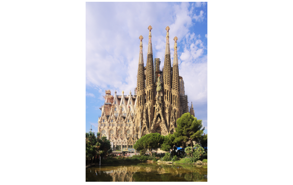 la sagrada familia cathedral.PNG